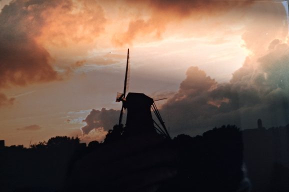 Molen Kinderdijk bij avond